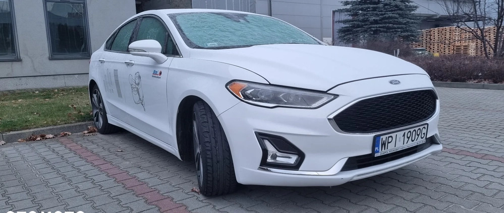 Ford Fusion cena 65900 przebieg: 81316, rok produkcji 2020 z Żyrardów małe 352